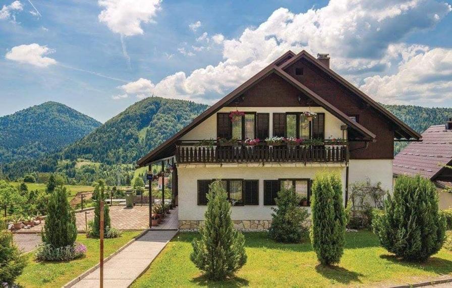 Apartman Svetlicic ラブナ・ゴラ エクステリア 写真